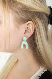 Mini Arch Dangles