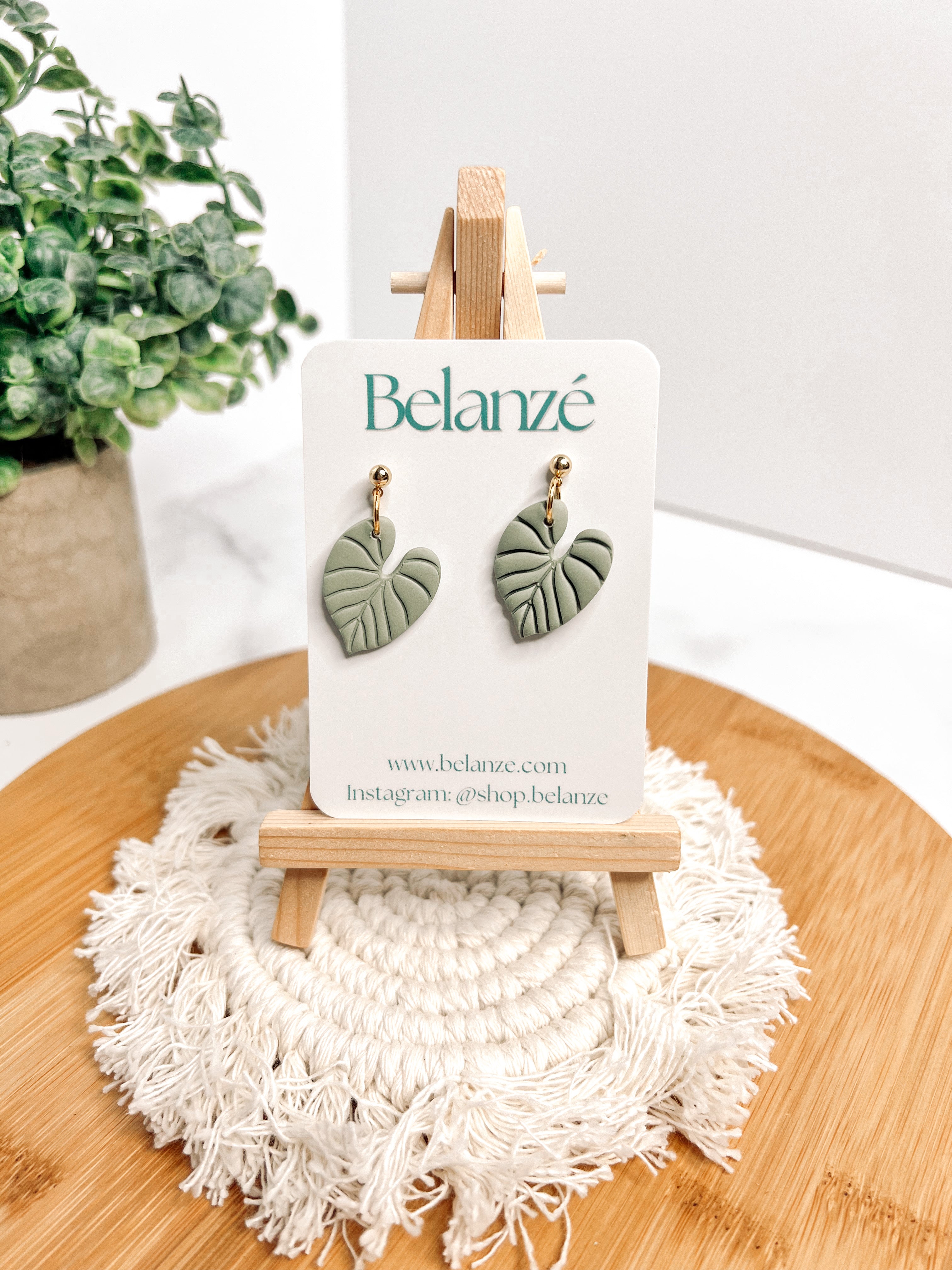 Philodendron Dangles